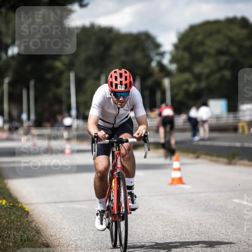 16.08.2026 - KN Förde Triathlon 2026 H.Heesch http://msf.ph/oto/9989617 16.08.2026 13:21:49 Radfahren 555 meine-sportfotos.de