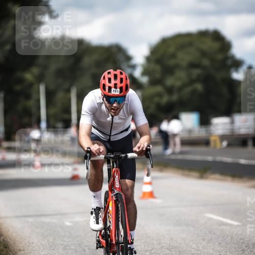 16.08.2026 - KN Förde Triathlon 2026 H.Heesch http://msf.ph/oto/9989622 16.08.2026 13:21:50 Radfahren 555 meine-sportfotos.de