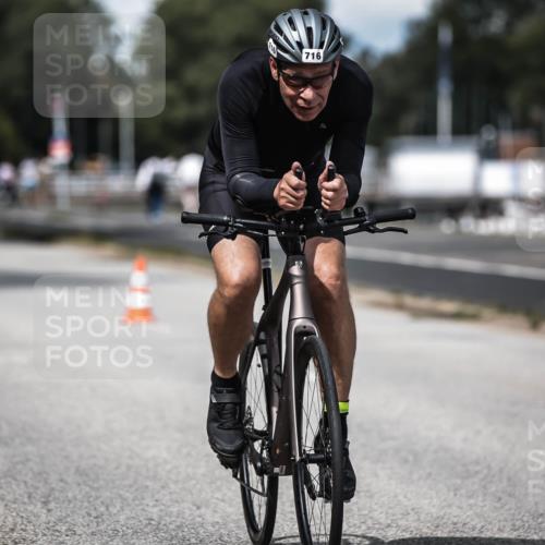 16.08.2026 - KN Förde Triathlon 2026 H.Heesch http://msf.ph/oto/9989662 16.08.2026 13:22:06 Radfahren 506, 577, 716 meine-sportfotos.de