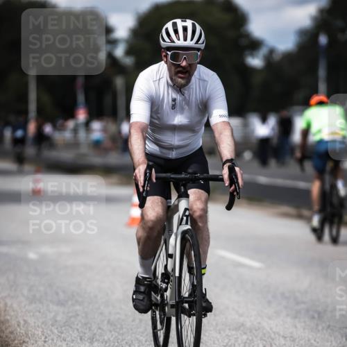 16.08.2026 - KN Förde Triathlon 2026 H.Heesch http://msf.ph/oto/9989793 16.08.2026 13:22:42 Radfahren 737 meine-sportfotos.de