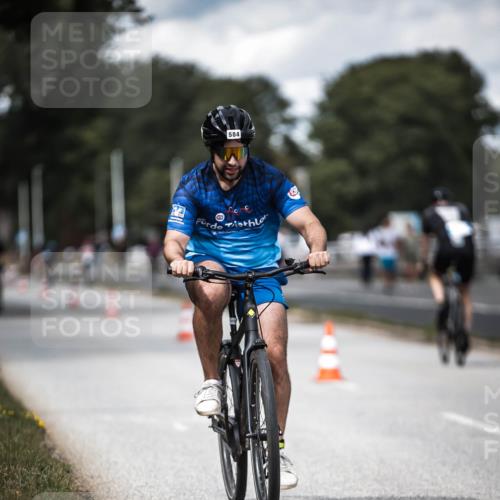 16.08.2026 - KN Förde Triathlon 2026 H.Heesch http://msf.ph/oto/9989861 16.08.2026 13:23:07 Radfahren 573, 584, 708, 726 meine-sportfotos.de