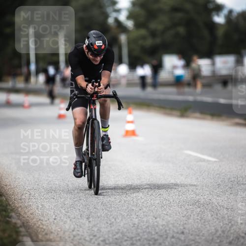 16.08.2026 - KN Förde Triathlon 2026 H.Heesch http://msf.ph/oto/9989885 16.08.2026 13:23:12 Radfahren 573, 708, 726, 727, 731 meine-sportfotos.de