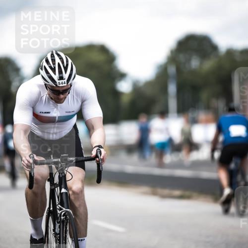 16.08.2026 - KN Förde Triathlon 2026 H.Heesch http://msf.ph/oto/9989916 16.08.2026 13:23:31 Radfahren  meine-sportfotos.de