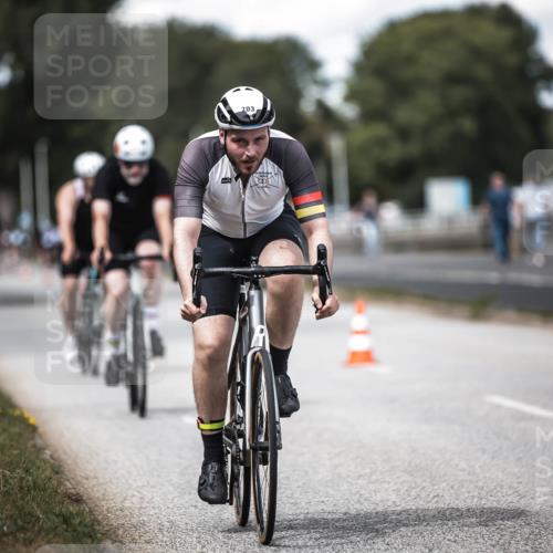 16.08.2026 - KN Förde Triathlon 2026 H.Heesch http://msf.ph/oto/9989937 16.08.2026 13:23:39 Radfahren 596, 608, 740, 747 meine-sportfotos.de