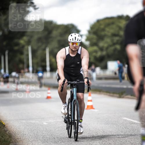 16.08.2026 - KN Förde Triathlon 2026 H.Heesch http://msf.ph/oto/9989954 16.08.2026 13:23:41 Radfahren 596, 608, 740, 747 meine-sportfotos.de