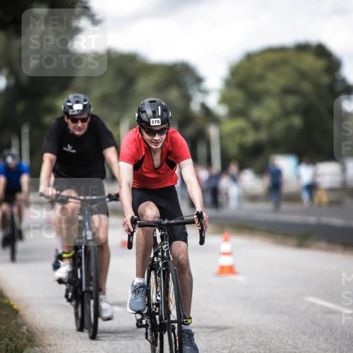 16.08.2026 - KN Förde Triathlon 2026 H.Heesch http://msf.ph/oto/9989985 16.08.2026 13:23:47 Radfahren 517, 535, 578, 581, 589, 729, 746 meine-sportfotos.de