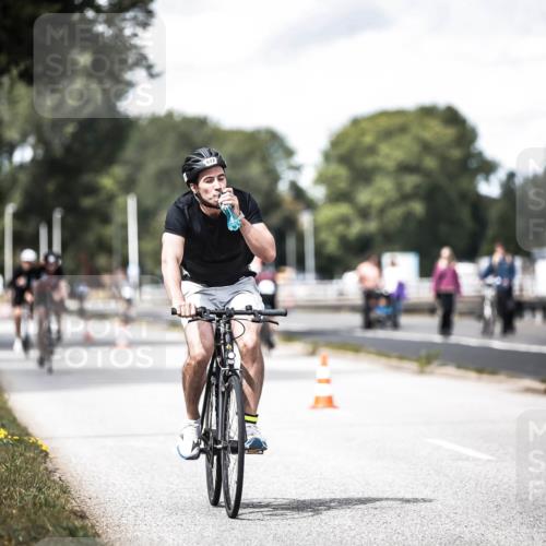 16.08.2026 - KN Förde Triathlon 2026 H.Heesch http://msf.ph/oto/9990069 16.08.2026 13:24:10 Radfahren 572, 585, 732, 736 meine-sportfotos.de