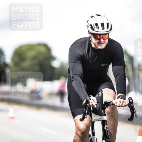 16.08.2026 - KN Förde Triathlon 2026 H.Heesch http://msf.ph/oto/9990108 16.08.2026 13:24:17 Radfahren 531, 585, 724, 732, 736 meine-sportfotos.de