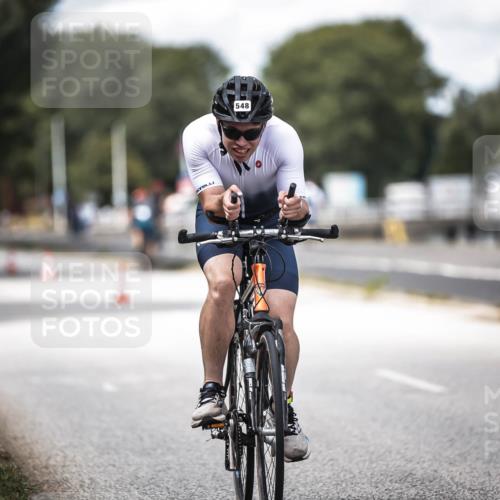 16.08.2026 - KN Förde Triathlon 2026 H.Heesch http://msf.ph/oto/9990183 16.08.2026 13:24:56 Radfahren 546, 561 meine-sportfotos.de