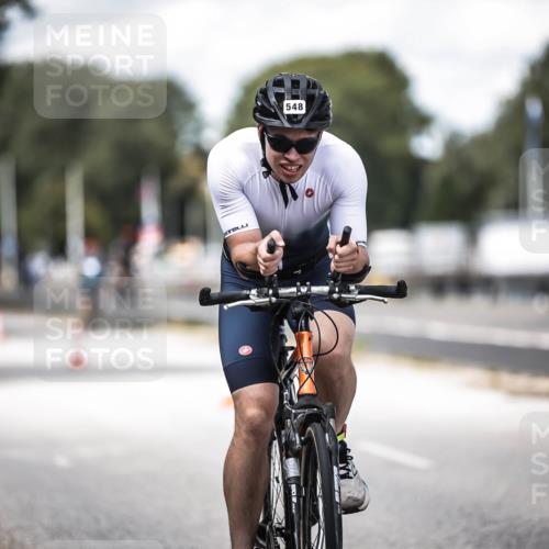 16.08.2026 - KN Förde Triathlon 2026 H.Heesch http://msf.ph/oto/9990188 16.08.2026 13:24:56 Radfahren 546, 561 meine-sportfotos.de