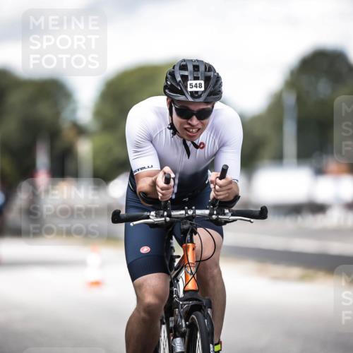 16.08.2026 - KN Förde Triathlon 2026 H.Heesch http://msf.ph/oto/9990192 16.08.2026 13:24:57 Radfahren 546, 561 meine-sportfotos.de