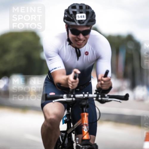 16.08.2026 - KN Förde Triathlon 2026 H.Heesch http://msf.ph/oto/9990194 16.08.2026 13:24:57 Radfahren 546, 561 meine-sportfotos.de