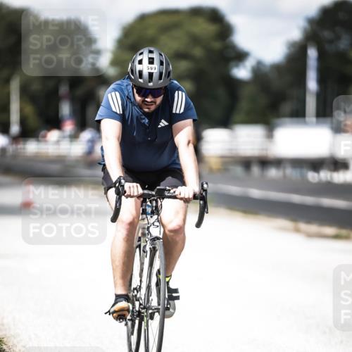 16.08.2026 - KN Förde Triathlon 2026 H.Heesch http://msf.ph/oto/9990230 16.08.2026 13:25:15 Radfahren 196, 599 meine-sportfotos.de