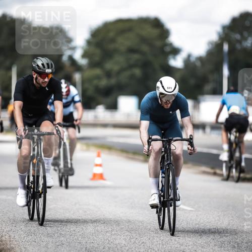 16.08.2026 - KN Förde Triathlon 2026 H.Heesch http://msf.ph/oto/9990278 16.08.2026 13:25:32 Radfahren 739 meine-sportfotos.de