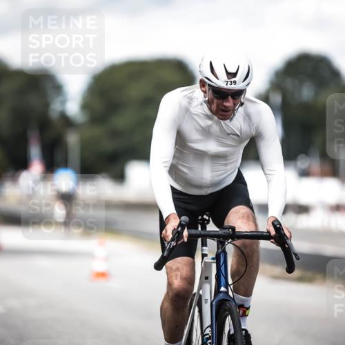 16.08.2026 - KN Förde Triathlon 2026 H.Heesch http://msf.ph/oto/9990300 16.08.2026 13:25:36 Radfahren 739 meine-sportfotos.de