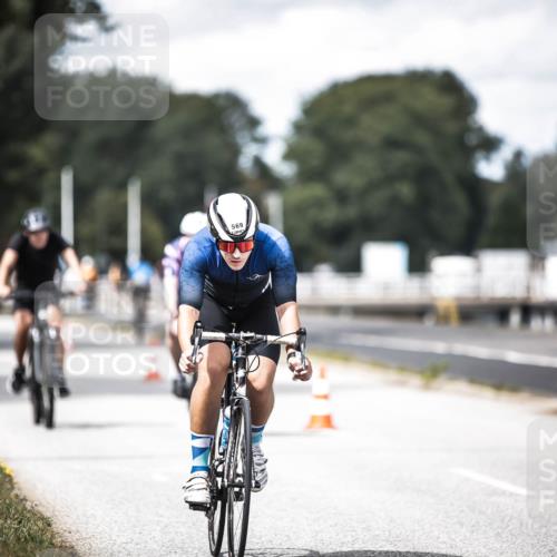 16.08.2026 - KN Förde Triathlon 2026 H.Heesch http://msf.ph/oto/9990302 16.08.2026 13:25:40 Radfahren 601, 711 meine-sportfotos.de