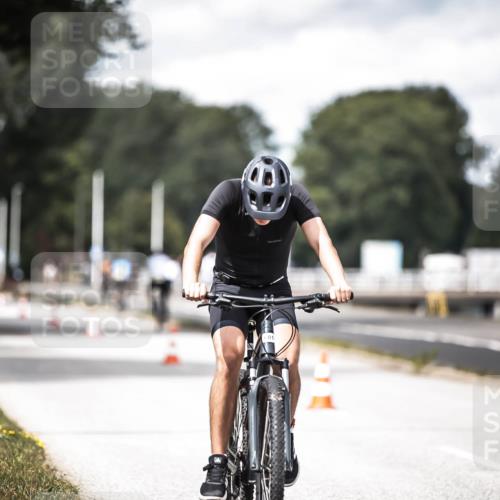 16.08.2026 - KN Förde Triathlon 2026 H.Heesch http://msf.ph/oto/9990322 16.08.2026 13:25:42 Radfahren 601, 711 meine-sportfotos.de