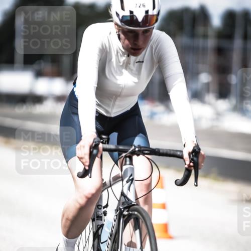 16.08.2026 - KN Förde Triathlon 2026 H.Heesch http://msf.ph/oto/9990382 16.08.2026 13:25:58 Radfahren 726 meine-sportfotos.de