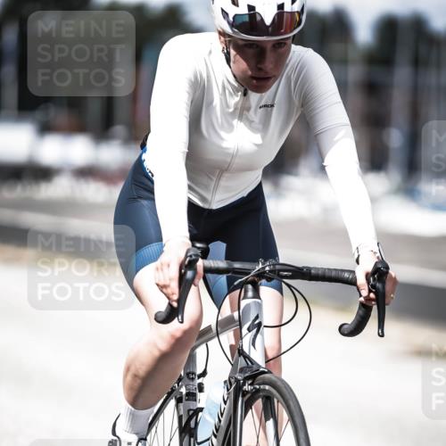 16.08.2026 - KN Förde Triathlon 2026 H.Heesch http://msf.ph/oto/9990383 16.08.2026 13:25:58 Radfahren 726 meine-sportfotos.de