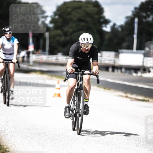 16.08.2026 - KN Förde Triathlon 2026 H.Heesch http://msf.ph/oto/9990400 16.08.2026 13:26:02 Radfahren 731 meine-sportfotos.de