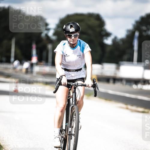 16.08.2026 - KN Förde Triathlon 2026 H.Heesch http://msf.ph/oto/9990405 16.08.2026 13:26:03 Radfahren 731 meine-sportfotos.de