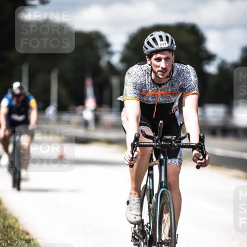 16.08.2026 - KN Förde Triathlon 2026 H.Heesch http://msf.ph/oto/9990457 16.08.2026 13:26:17 Radfahren 604 meine-sportfotos.de