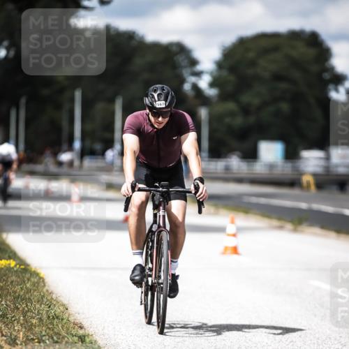16.08.2026 - KN Förde Triathlon 2026 H.Heesch http://msf.ph/oto/9990474 16.08.2026 13:26:22 Radfahren 604 meine-sportfotos.de