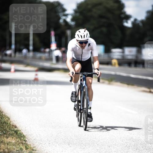 16.08.2026 - KN Förde Triathlon 2026 H.Heesch http://msf.ph/oto/9990495 16.08.2026 13:26:26 Radfahren 580 meine-sportfotos.de