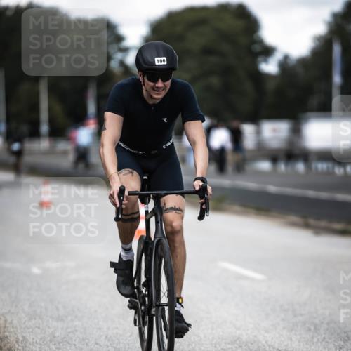 16.08.2026 - KN Förde Triathlon 2026 H.Heesch http://msf.ph/oto/9990626 16.08.2026 13:27:49 Radfahren 610 meine-sportfotos.de