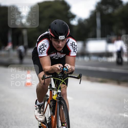 16.08.2026 - KN Förde Triathlon 2026 H.Heesch http://msf.ph/oto/9990646 16.08.2026 13:28:16 Radfahren 723 meine-sportfotos.de