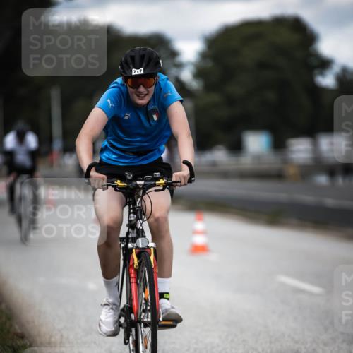 16.08.2026 - KN Förde Triathlon 2026 H.Heesch http://msf.ph/oto/9990659 16.08.2026 13:28:25 Radfahren 609, 709, 717, 734 meine-sportfotos.de