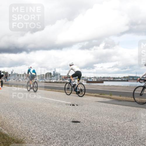16.08.2026 - KN Förde Triathlon 2026 H.Heesch http://msf.ph/oto/9991336 16.08.2026 13:12:10 Radfahren 523, 542, 555, 578, 589, 729, 746 meine-sportfotos.de