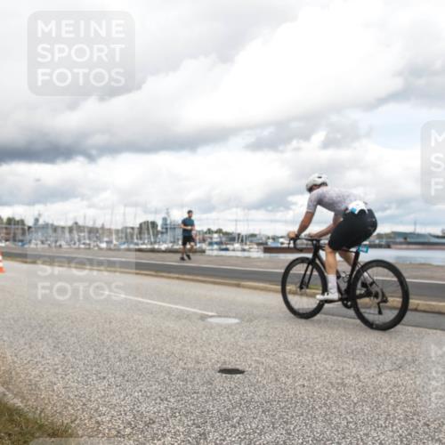 16.08.2026 - KN Förde Triathlon 2026 H.Heesch http://msf.ph/oto/9991341 16.08.2026 13:12:17 Radfahren 523, 542, 553, 568, 701 meine-sportfotos.de