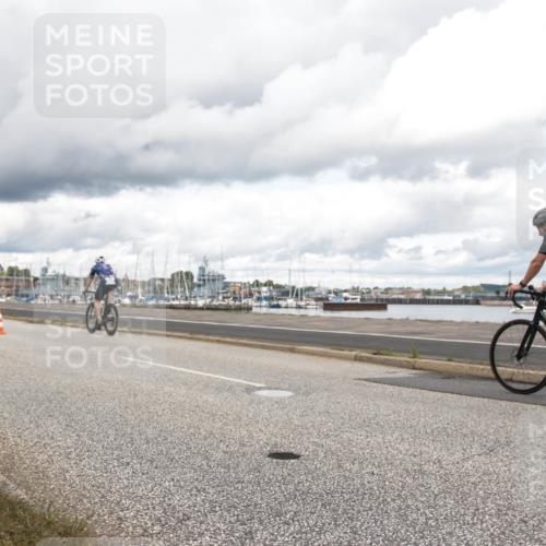 16.08.2026 - KN Förde Triathlon 2026 H.Heesch http://msf.ph/oto/9991365 16.08.2026 13:13:26 Radfahren 515, 569 meine-sportfotos.de