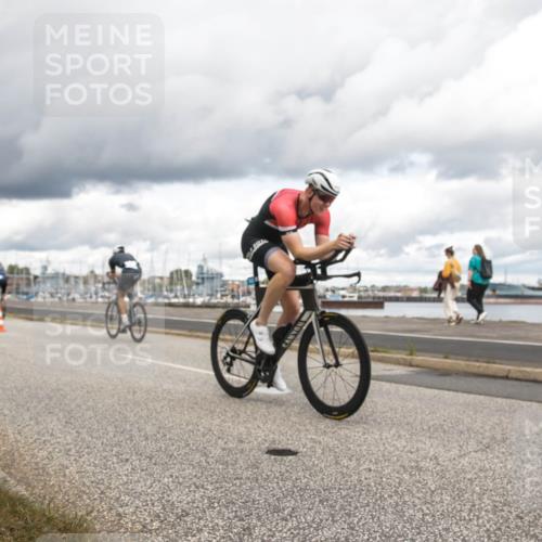 16.08.2026 - KN Förde Triathlon 2026 H.Heesch http://msf.ph/oto/9991388 16.08.2026 13:14:19 Radfahren 540, 548, 561, 568, 604, 610, 611, 705, 740 meine-sportfotos.de