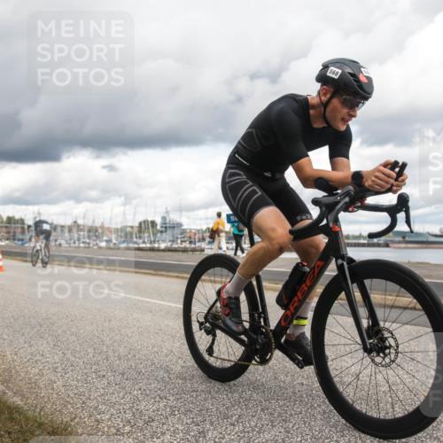16.08.2026 - KN Förde Triathlon 2026 H.Heesch http://msf.ph/oto/9991392 16.08.2026 13:14:25 Radfahren 546, 555, 561, 568, 610, 705, 740 meine-sportfotos.de