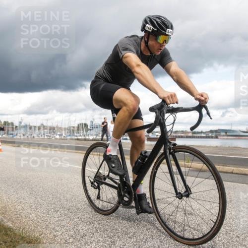 16.08.2026 - KN Förde Triathlon 2026 H.Heesch http://msf.ph/oto/9991441 16.08.2026 13:16:31 Radfahren 545, 579, 611, 725 meine-sportfotos.de