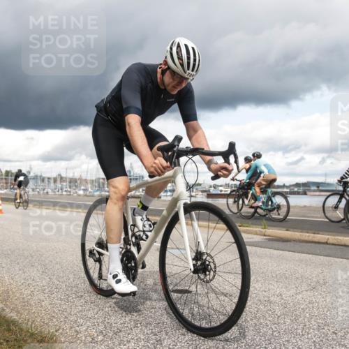 16.08.2026 - KN Förde Triathlon 2026 H.Heesch http://msf.ph/oto/9991449 16.08.2026 13:16:59 Radfahren 546, 583, 724 meine-sportfotos.de