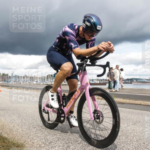 16.08.2026 - KN Förde Triathlon 2026 H.Heesch http://msf.ph/oto/9991473 16.08.2026 13:18:27 Radfahren 590, 602, 607 meine-sportfotos.de