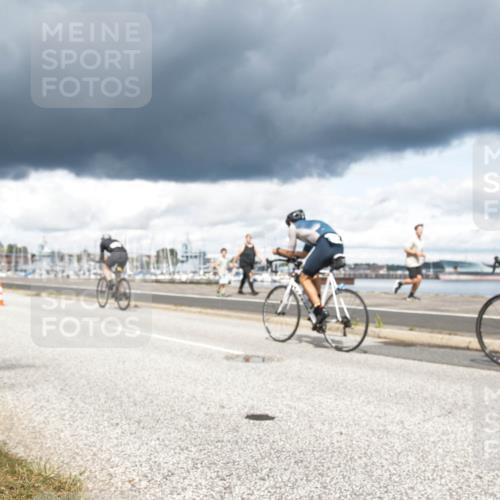 16.08.2026 - KN Förde Triathlon 2026 H.Heesch http://msf.ph/oto/9991499 16.08.2026 13:19:36 Radfahren 522, 574, 701, 743 meine-sportfotos.de