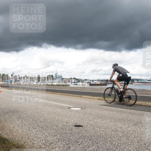 16.08.2026 - KN Förde Triathlon 2026 H.Heesch http://msf.ph/oto/9991589 16.08.2026 13:23:58 Radfahren 567, 742 meine-sportfotos.de