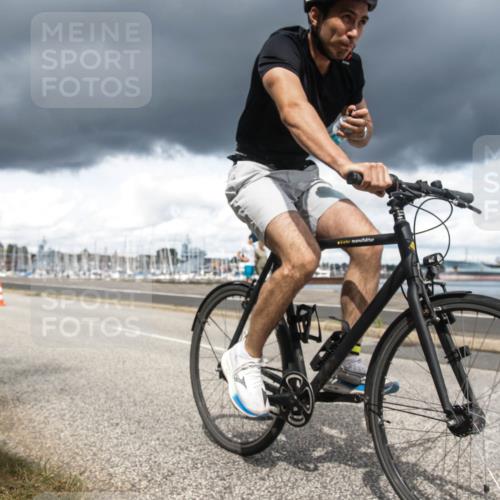 16.08.2026 - KN Förde Triathlon 2026 H.Heesch http://msf.ph/oto/9991593 16.08.2026 13:24:13 Radfahren 531, 572, 585, 724, 732, 736 meine-sportfotos.de