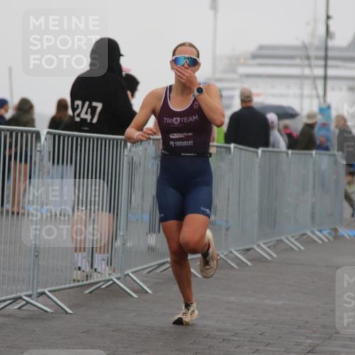 16.08.2026 - KN Förde Triathlon 2026 Markus Tischler http://msf.ph/oto/9991762 16.08.2026 09:51:42 Ziel  meine-sportfotos.de