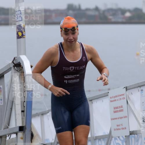 16.08.2026 - KN Förde Triathlon 2026 Antke Förster http://msf.ph/oto/9992279 16.08.2026 09:09:40 Schwimmen 106, 116 meine-sportfotos.de