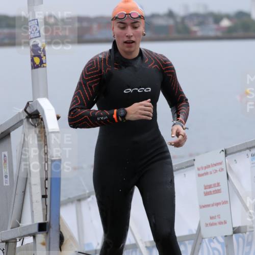 16.08.2026 - KN Förde Triathlon 2026 Antke Förster http://msf.ph/oto/9992295 16.08.2026 09:10:33 Schwimmen 107, 121, 107, 110, 115 meine-sportfotos.de