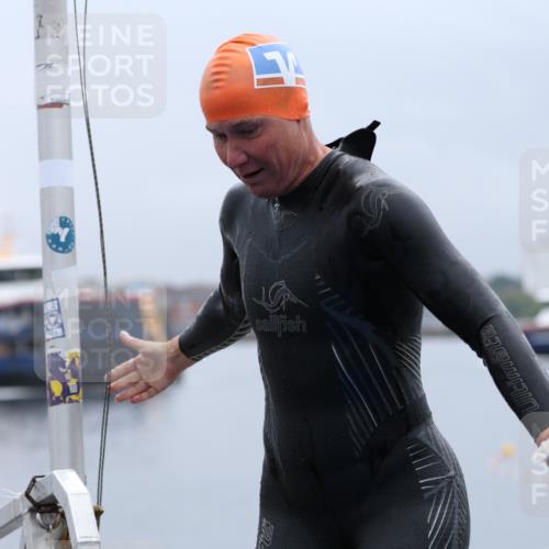 16.08.2026 - KN Förde Triathlon 2026 Antke Förster http://msf.ph/oto/9992325 16.08.2026 09:11:09 Schwimmen 1, 112, 113, 115, 119, 113, 117, 118, 122, 140 meine-sportfotos.de