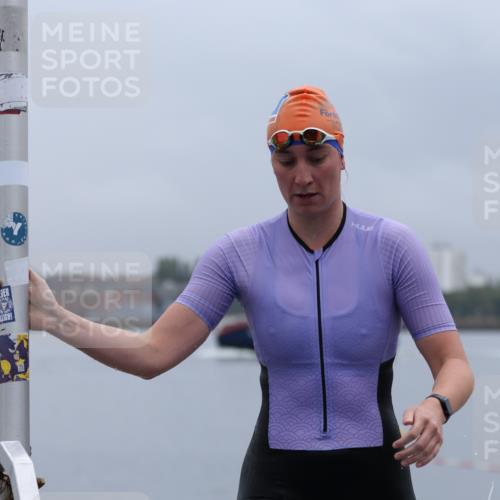 16.08.2026 - KN Förde Triathlon 2026 Antke Förster http://msf.ph/oto/9992333 16.08.2026 09:11:16 Schwimmen 1, 112, 113, 115, 118, 119, 117, 122, 133, 140, 142 meine-sportfotos.de