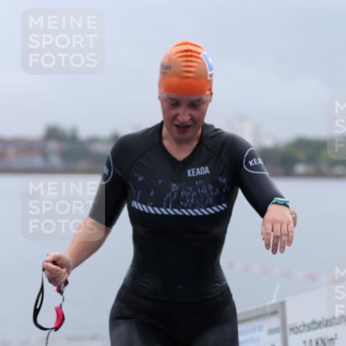 16.08.2026 - KN Förde Triathlon 2026 Antke Förster http://msf.ph/oto/9992345 16.08.2026 09:11:27 Schwimmen 1, 112, 113, 117, 118, 122, 140, 117, 133, 142 meine-sportfotos.de
