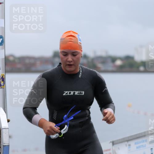 16.08.2026 - KN Förde Triathlon 2026 Antke Förster http://msf.ph/oto/9992360 16.08.2026 09:12:04 Schwimmen 142, 127, 141, 146 meine-sportfotos.de
