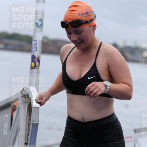 16.08.2026 - KN Förde Triathlon 2026 Antke Förster http://msf.ph/oto/9992408 16.08.2026 09:13:33 Schwimmen 108, 124, 131, 123, 124, 148, 185 meine-sportfotos.de